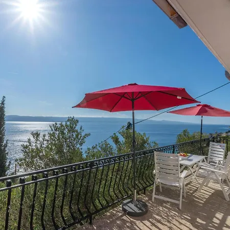Holiday Home Pisak With Sea View I Semesterbostad